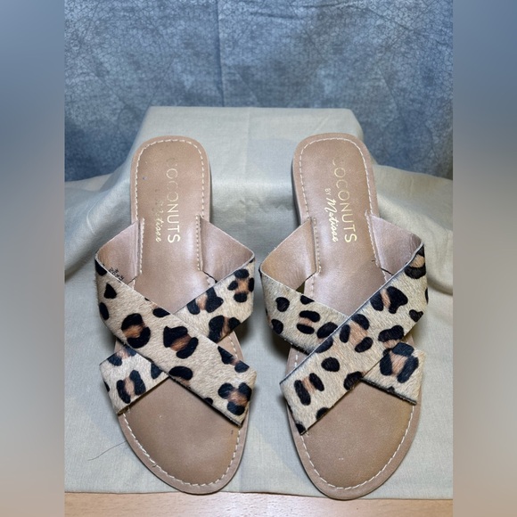 Coconuts by Matisse Pebble Leather Dyed Cow Fur leopard print sandals, 10 - Picture 6 of 6